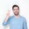 Entspannter Mann nach erfolgreicher Kiefergelenktherapie
